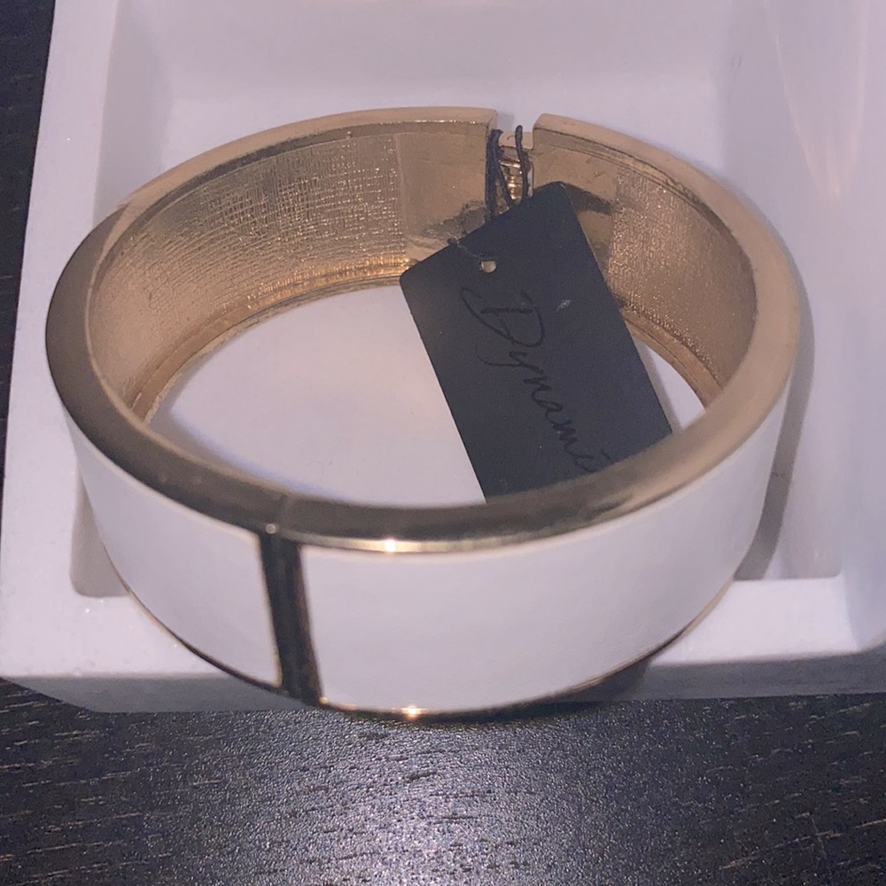 Dynamite white and Gold bracelet